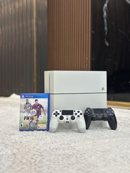 Продаю пс 4 фат