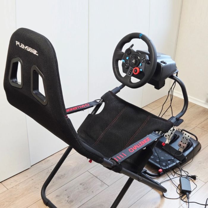 Logitech G29 - волан с педали и стол