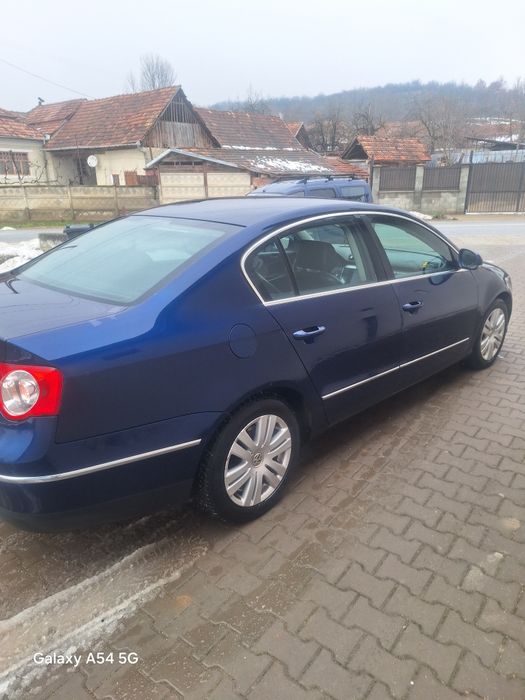 Vând passat b6 2000d