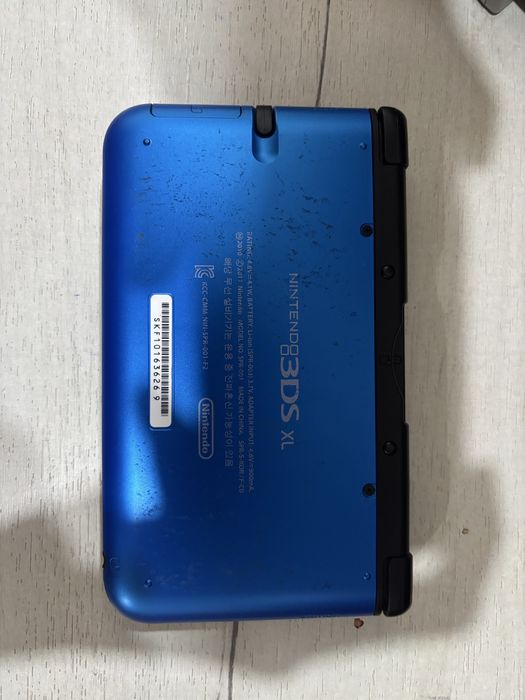 Nintendo 3DS XL Blue + игры + зарядка