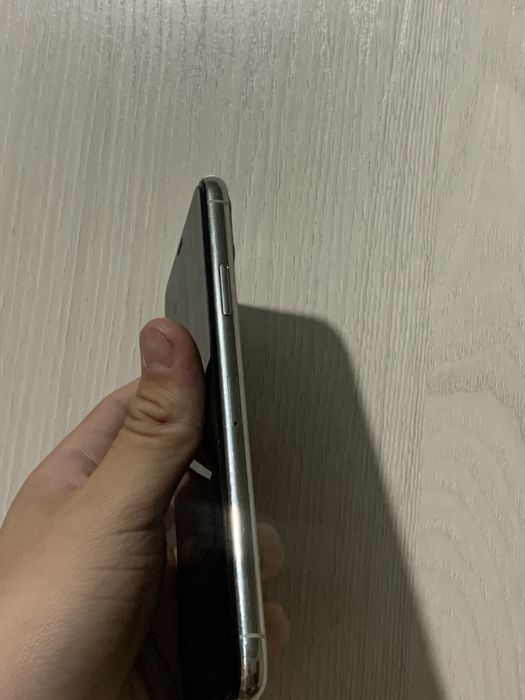 iPhone 11 Pro Max состояние хорошее!