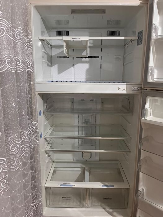 Холодильник от компания LG