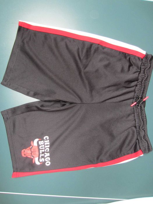 Sort baschet Chicago,masura copil 158 (12-13ani), NBA, ca nou
