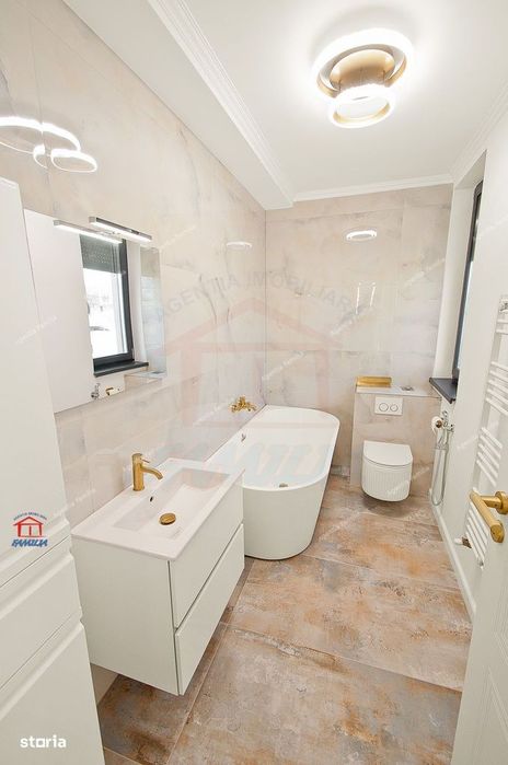 238.000 €  Condominium elegant, nou, în inima orașului Gal