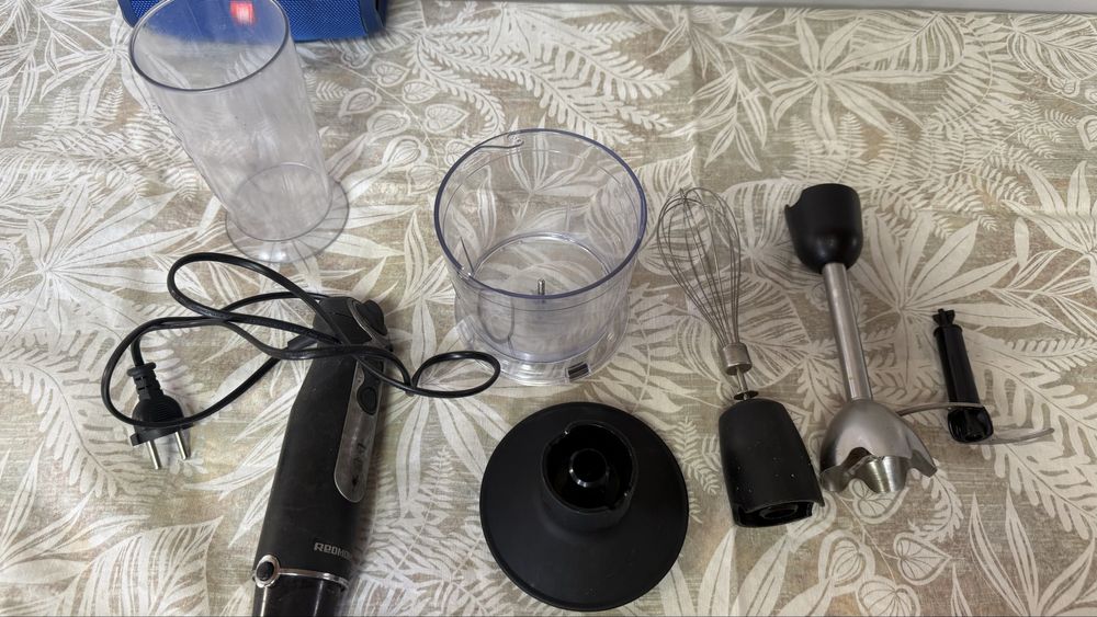 Блендер измельчитель