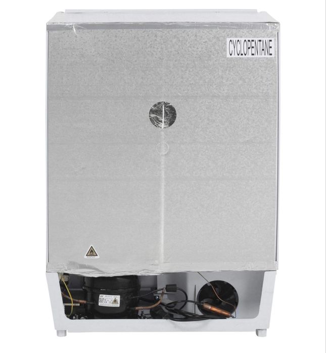 Хладилник за вграждане Amica