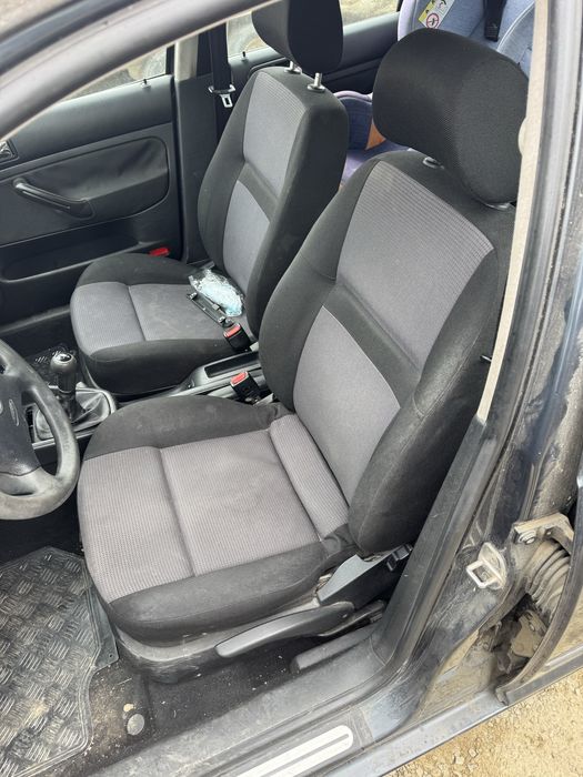 Volkswagen golf 4 1.6 benzina