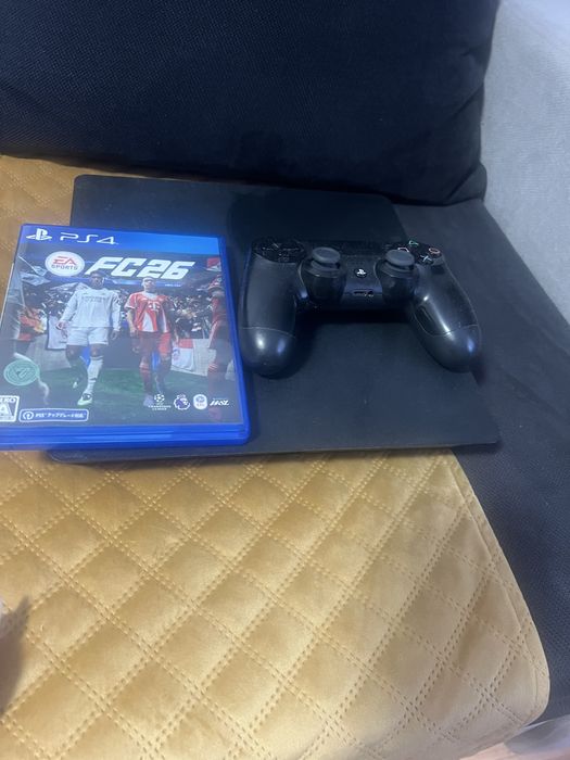 Vand ps 4 stare foarte buna