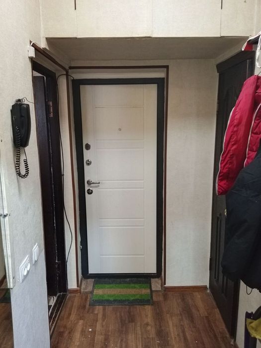 Продаётся Кадышева 1 комнатная ,Авиасозлар 1