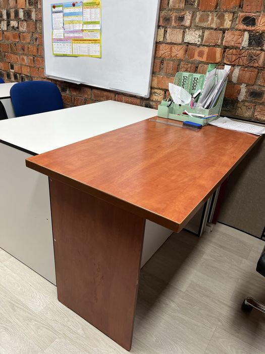 Стол/ парта продам астана