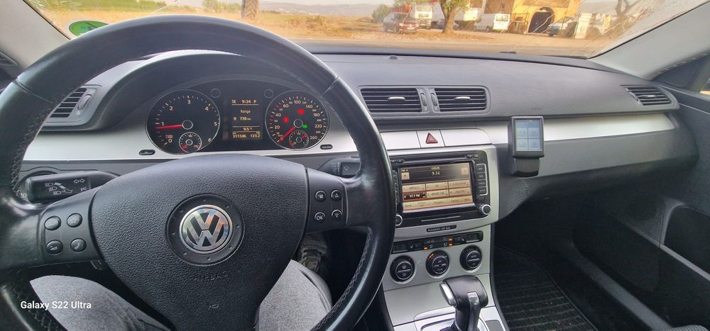 Proprietar Vând passat B6 2.0tdi c.v. dsg euro5