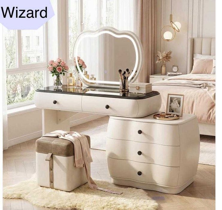 Туалетный столик Дамский стол