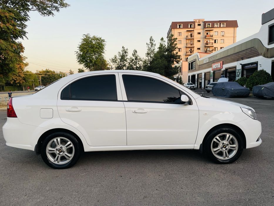 Нексия 3 автомат