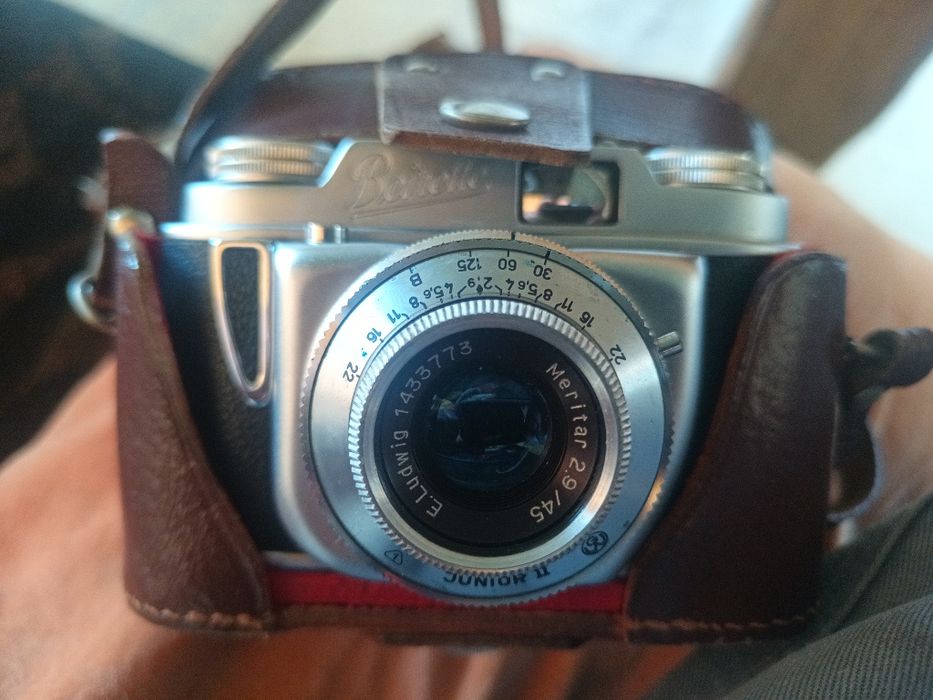 стар лентов фотоапарат Beirette Junior II, произведен от германската марка Beier