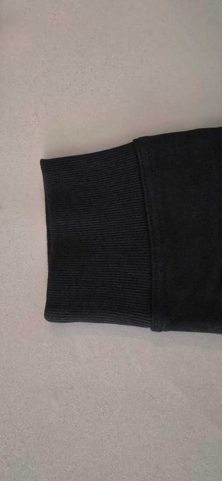 Мъжки суитшър BOSS - различни цветове и размери