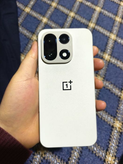 Oneplus 15 10 kunlik telfon yangi