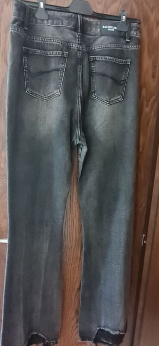 Дънки, сиво-черни, широки