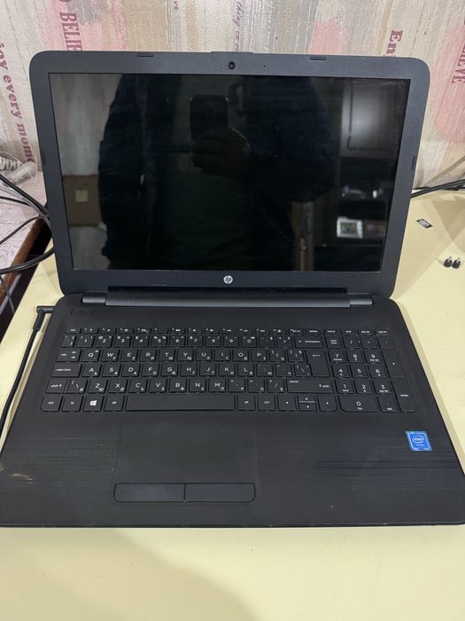 Лаптоп HP Intel 8GB RAM 128GB SSD