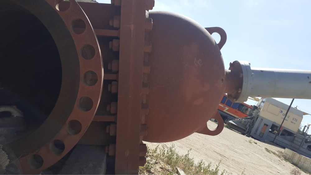 Задвижка размером Dn700