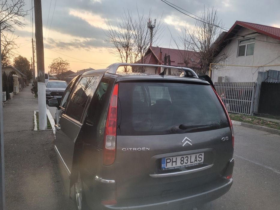 Citroen C 8 7 locuri