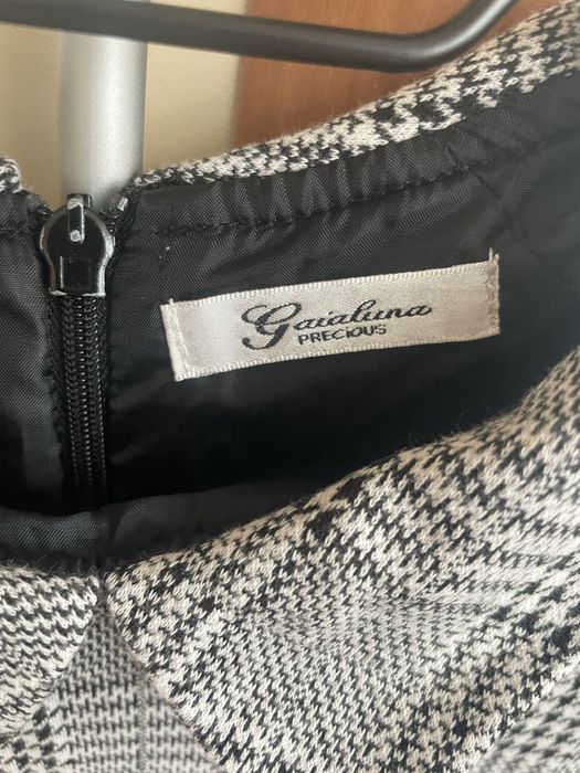 Дамски и детски дрехи