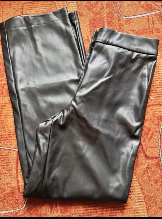 Pantaloni imitatie piele drepti S