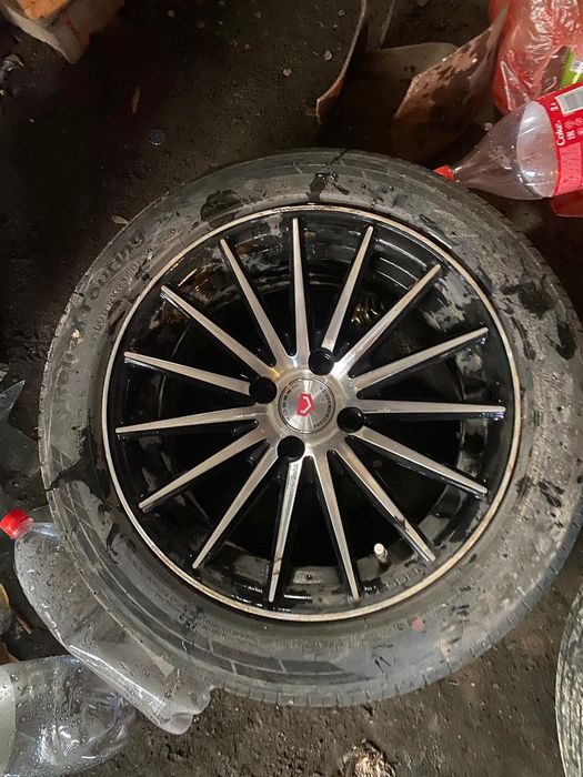 Продам диски с резиной