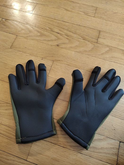 Неопренови ръкавици с отвор за три пръста