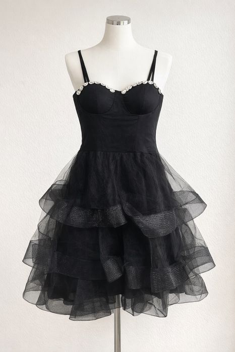 Черна рокля – Little Black Dress