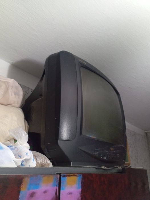 Продам телевизор LG