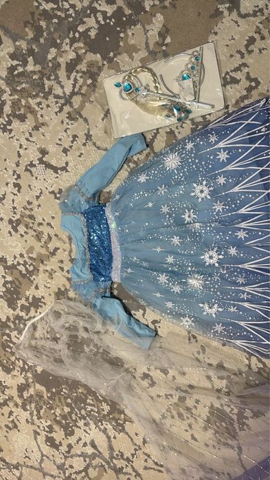 Продам платье Эльзы