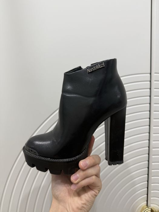 Ботинки женские