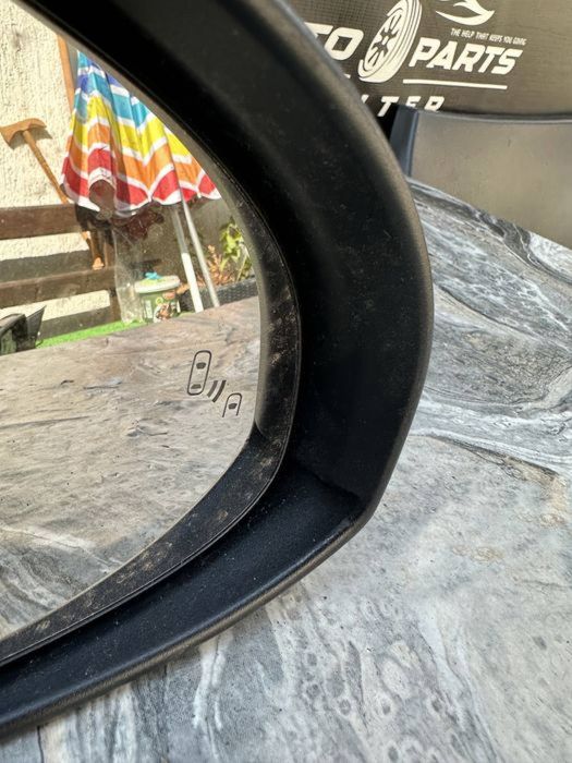 Oglinda dreapta Toyota Yaris +camera +unghi mort 2016-2022