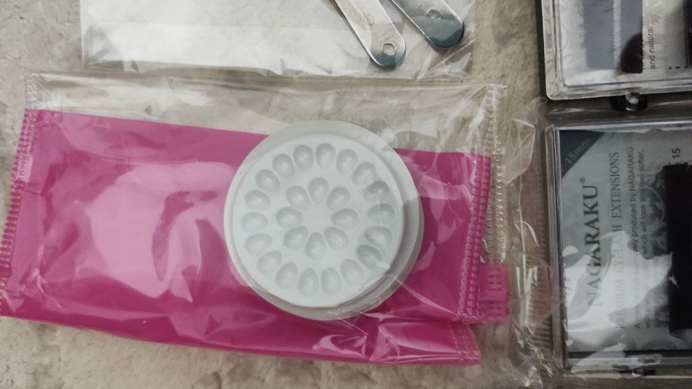 Тренировъчна глава и материали за миглопластика