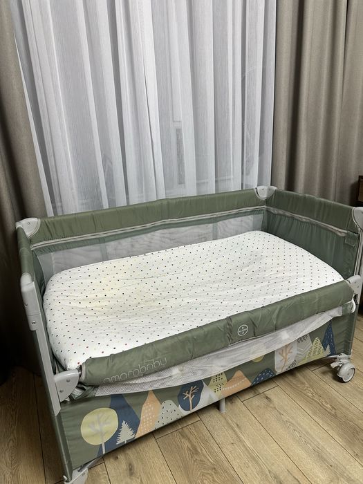 Детский манеж с матрасом