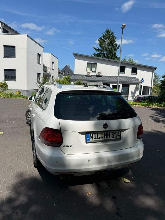 VOLKSWAGEN Golf 2012 — imagine 3