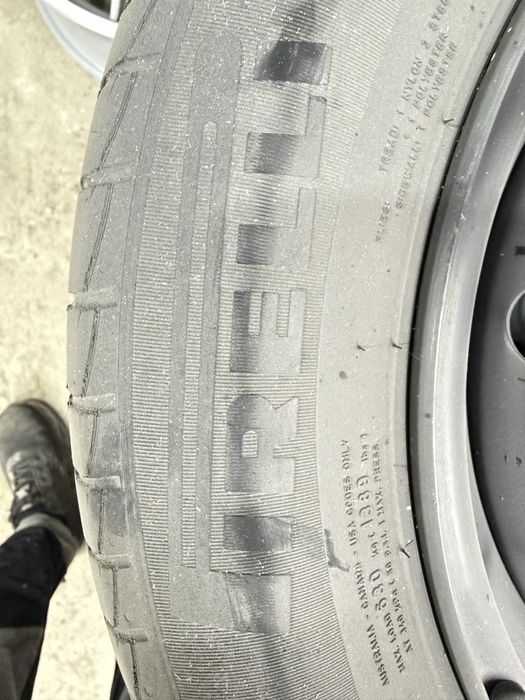 Продам комплект резины летней