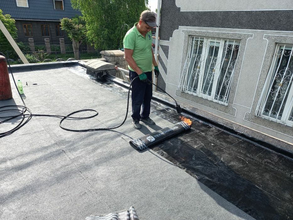 ремонт крыша ( устранение протечек)  кровли.