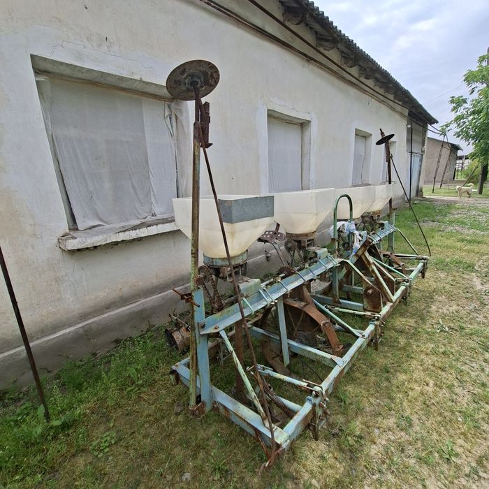 Срочно Селька сотилади, продаётся сельского хозяйственный техник.