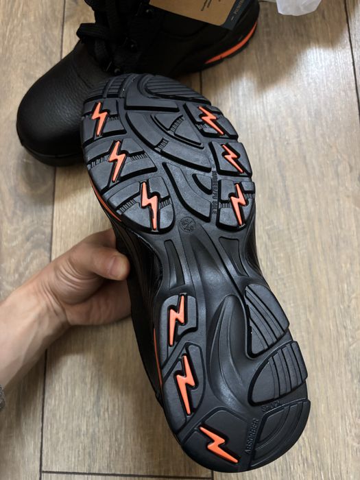 Зимняя спец обувь