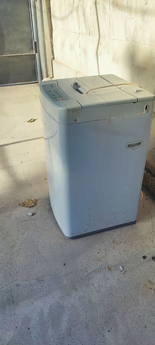 Продаю стиральную машинку в рабочем состоянии.