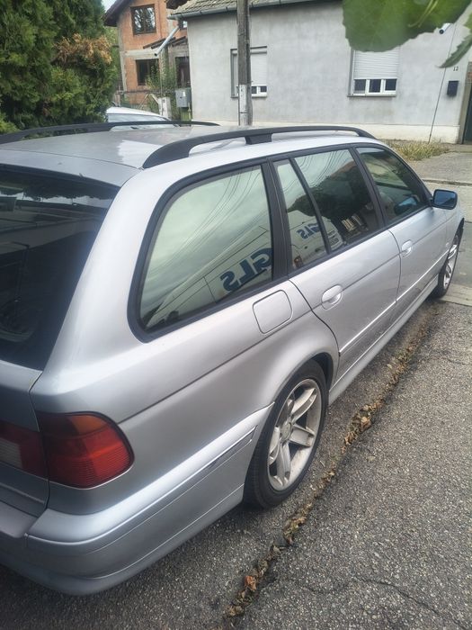 Vând BMW E39 520i break fara gram de rugina