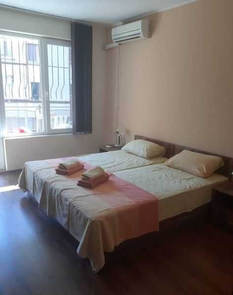 Дава се под наем Двустаен апартамент в Бургас, Лазур - 60 кв.м за 200 € - Снимка #12