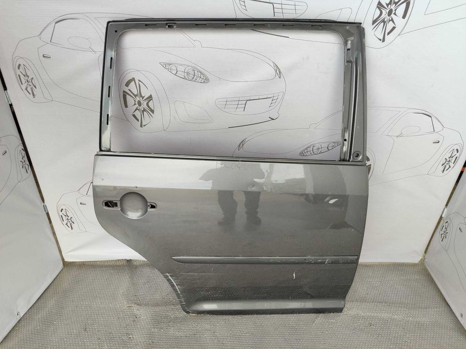 Usa Spate Dreapta VW Touran (1T1) Minivan 2003–2006 / Cod OEM 1T0833056R (11L)