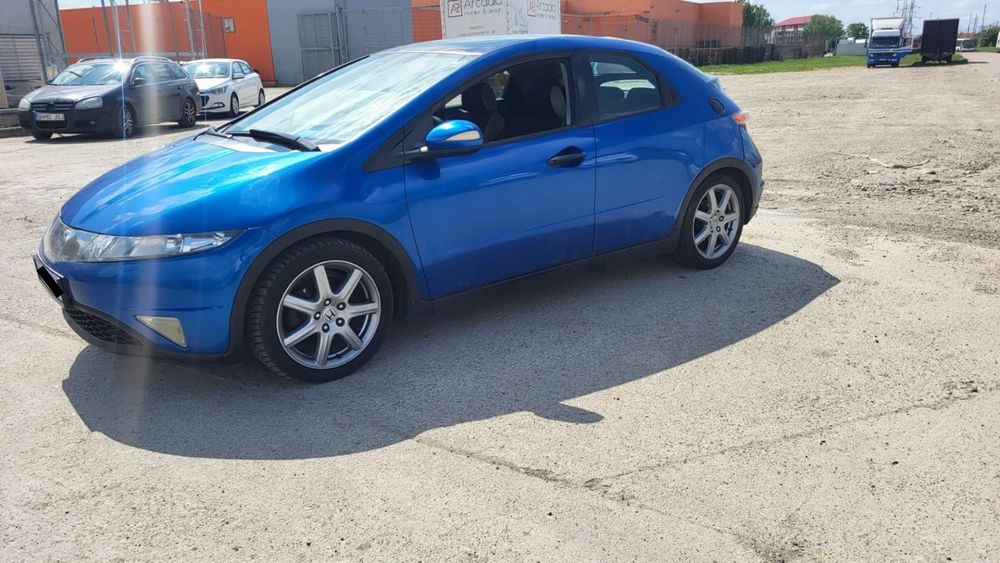 Honda Civic VIII 2.2 diesel hatchback 2006