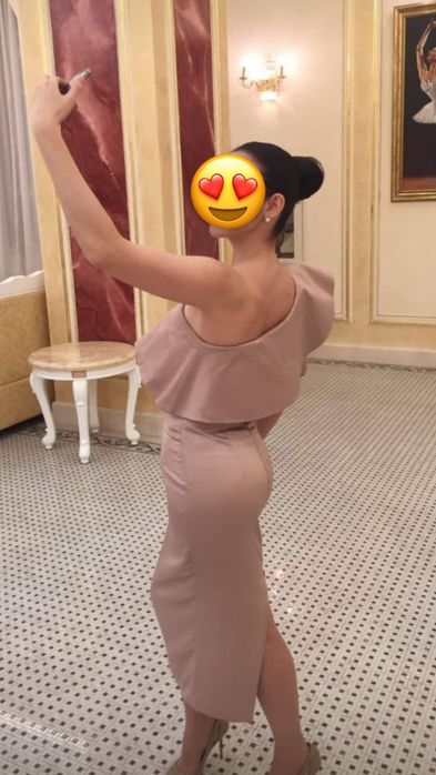 Облегающее вечернее платье