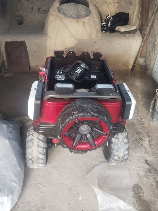 Jep mashinasi Yanggi xolatda bir oy boʻldi olganimga Dastafka bor Xola