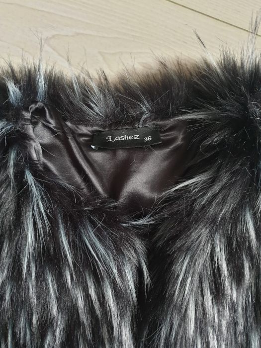 Haina de Blana foarte moderna