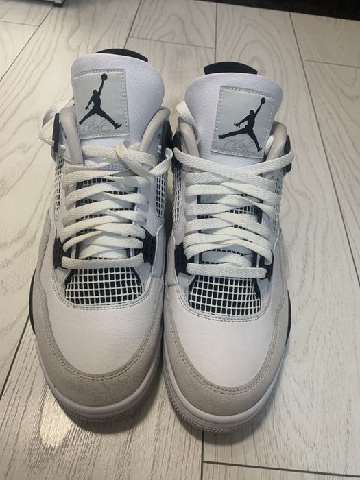 Jordan 4 military black
