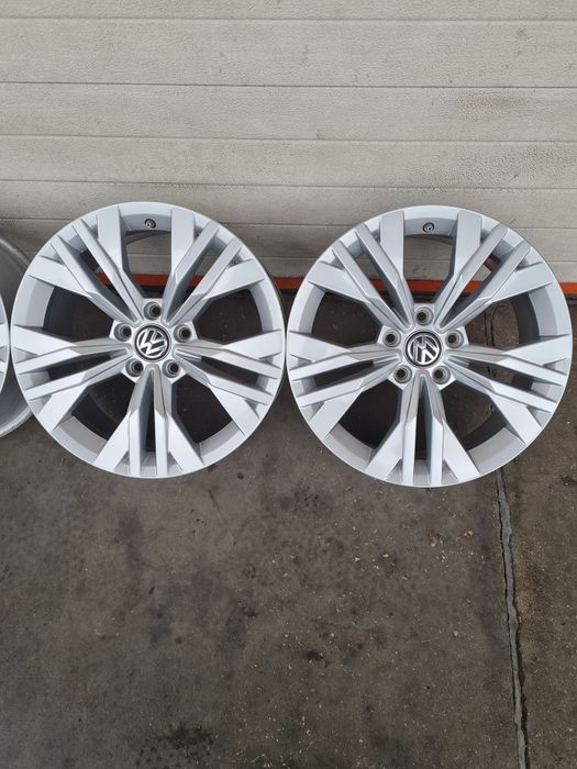 Оригинални джанти за ФОЛКСВАГЕН VW AUDI SEAT SKODA R17 5x112 ET38 7J
